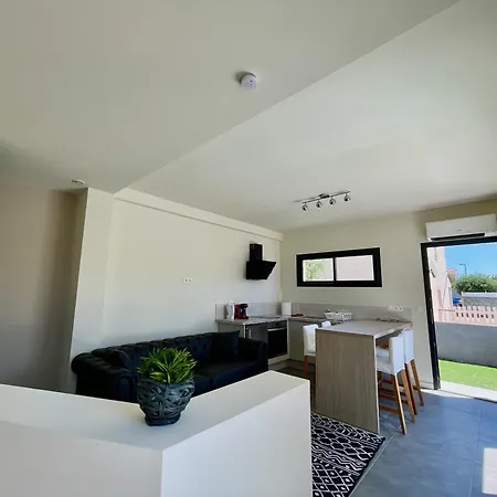 Souplex Jardin Proche Autoroute, Plages Et Attractions, Wifi - Tv, Calme