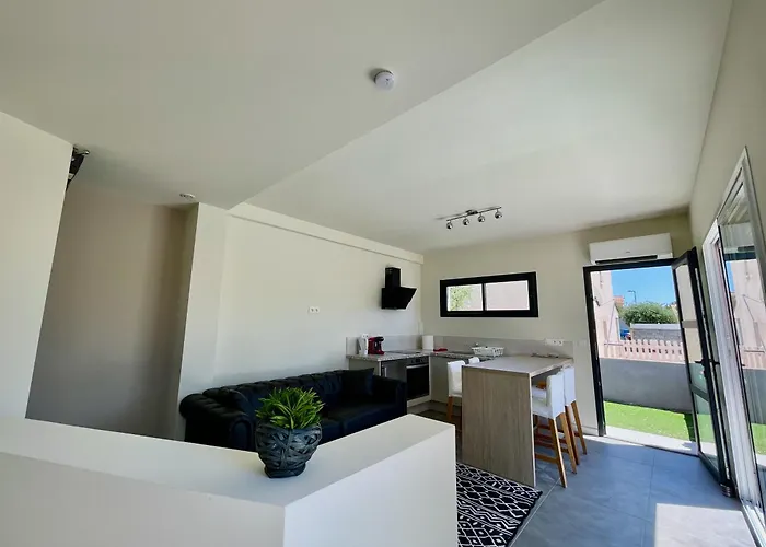 Souplex Jardin Proche Autoroute, Plages Et Attractions, Wifi - Tv, Calme